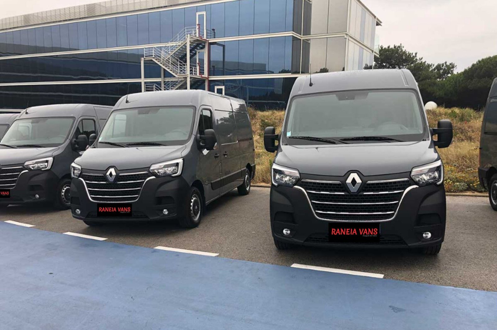 Aluguel de Van Raneia Vans
